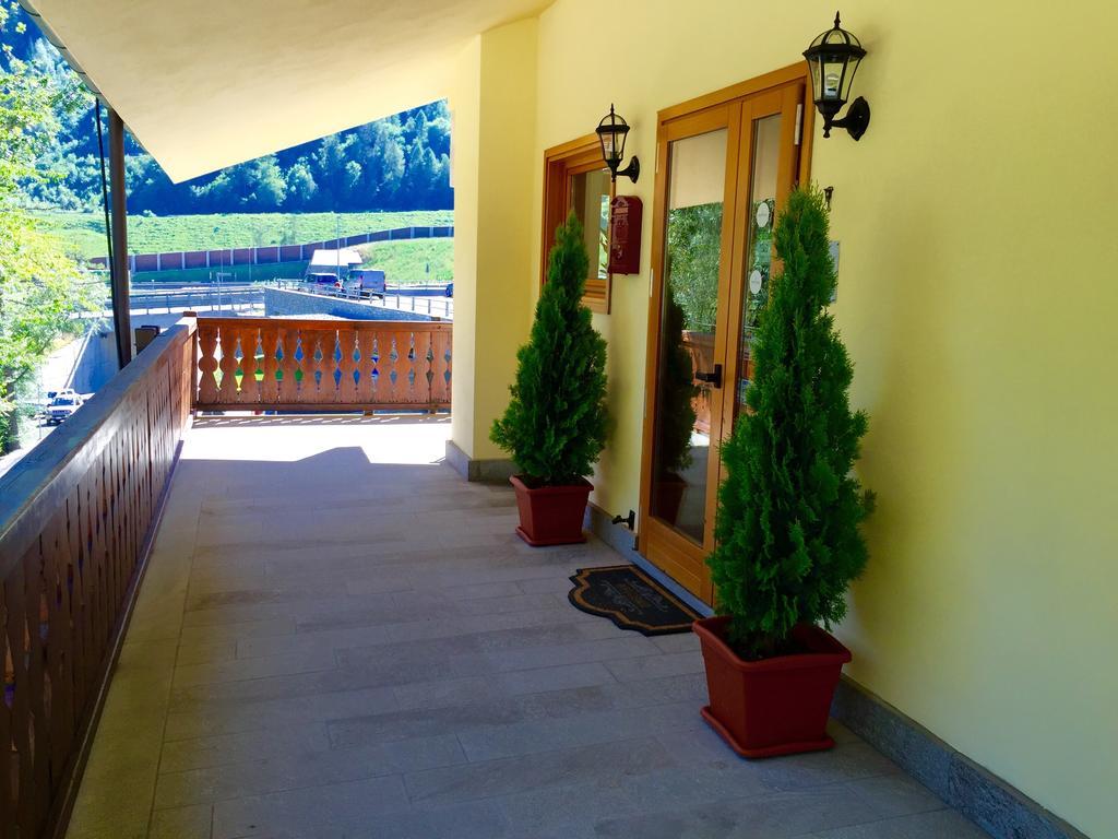 Shatush Hotel Courmayeur Kültér fotó
