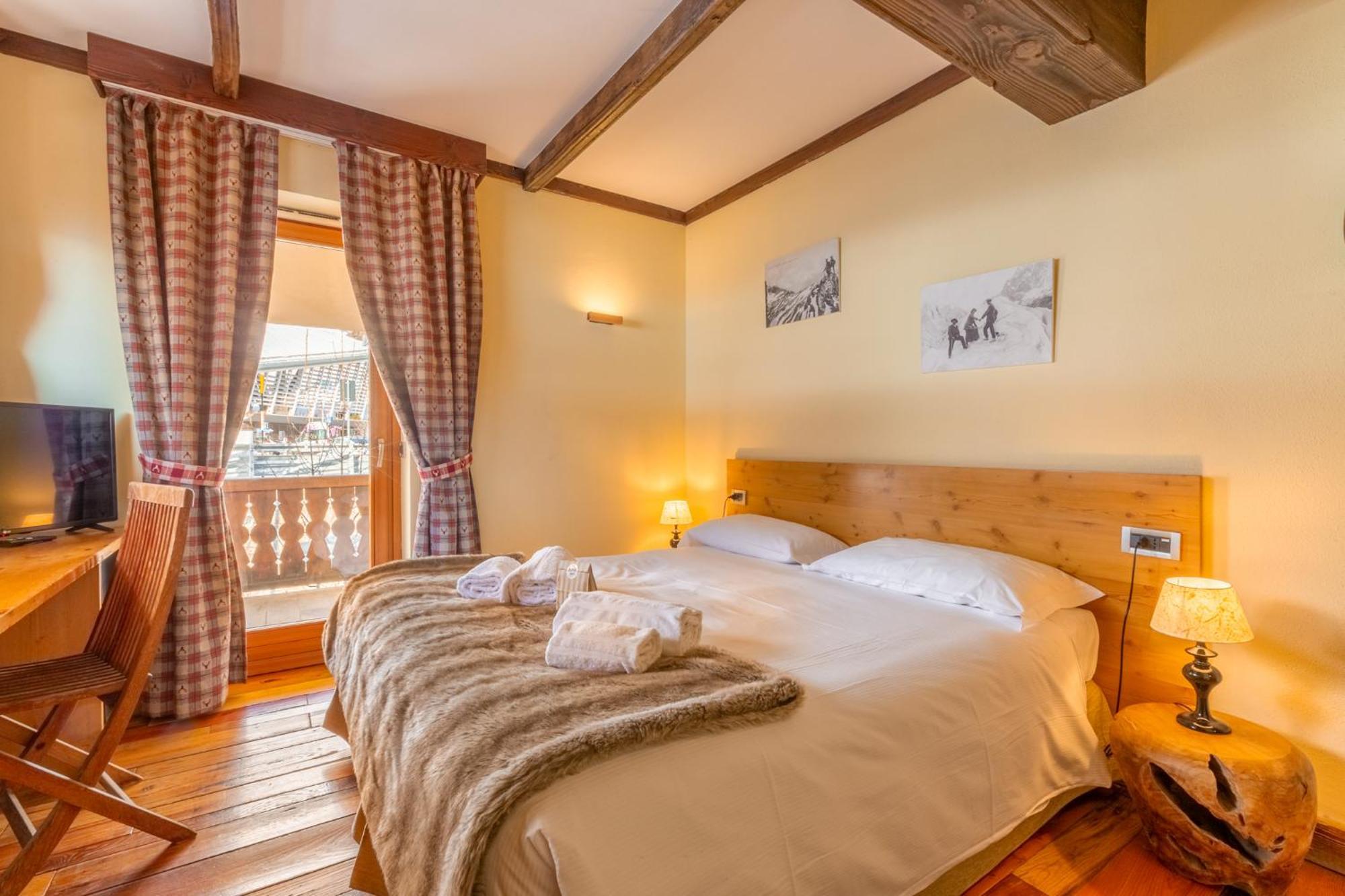 Shatush Hotel Courmayeur Kültér fotó
