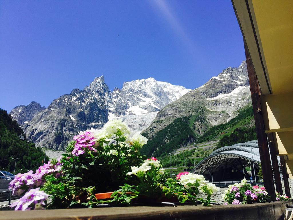 Shatush Hotel Courmayeur Kültér fotó