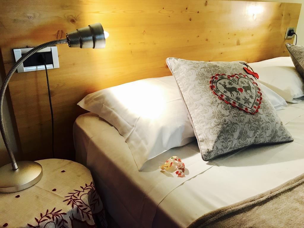 Shatush Hotel Courmayeur Kültér fotó